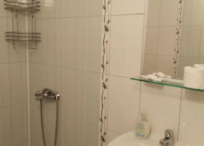 партерни студия без обособен балкон ул т светослав 5 и ул българия Apartment Pomorie